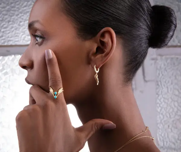 diamond turquoise ring 18k gold designer jewellery in UAE KSA NY